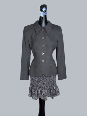 Vintage Giorgio Armani Le Collezioni gray blazer